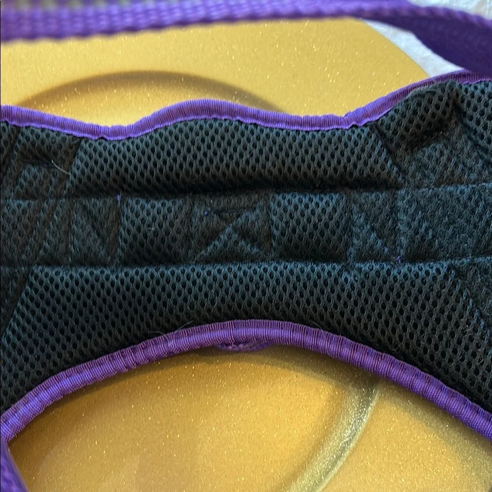 Dog Harness Size Large; NWOT; Purple Color; Perfect Condition!